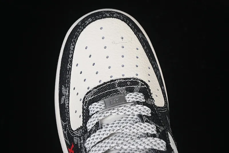 All categories Nk Air Force 1 Air Force series Nk Air Force 1 Low Air Force low-top Nike Air Force 1'07 Low LV co-branded denim beige and black stitching Air Force 1 low-top casual sneakers MZ9588-815